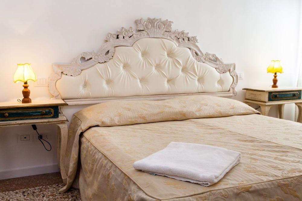 undefined Prince Apartments 5