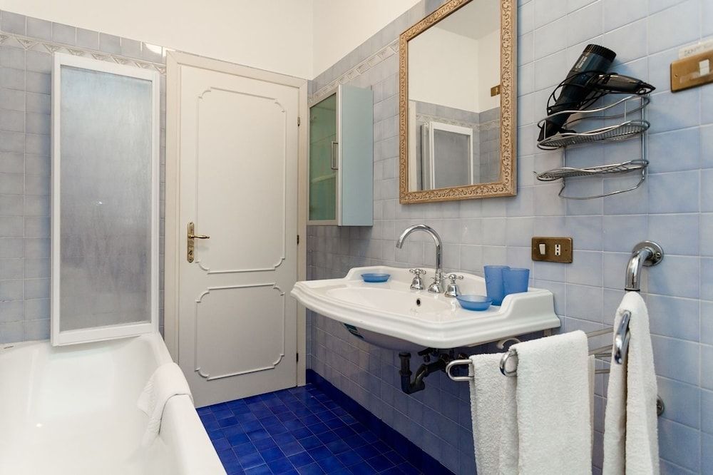 Prince Apartments Comfort Apartment 10