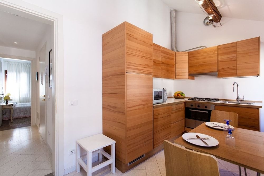 Prince Apartments Superior Apartment 22