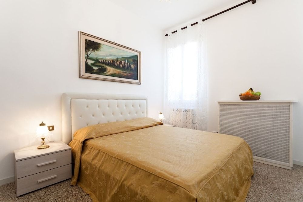 undefined Prince Apartments 4