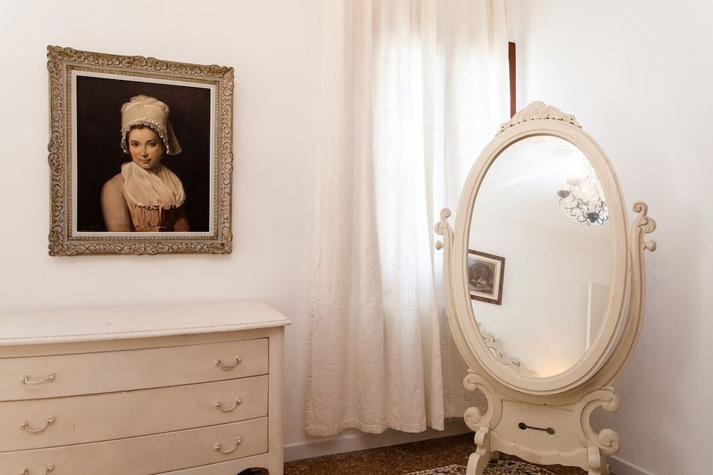 Prince Apartments Superior Apartment 25