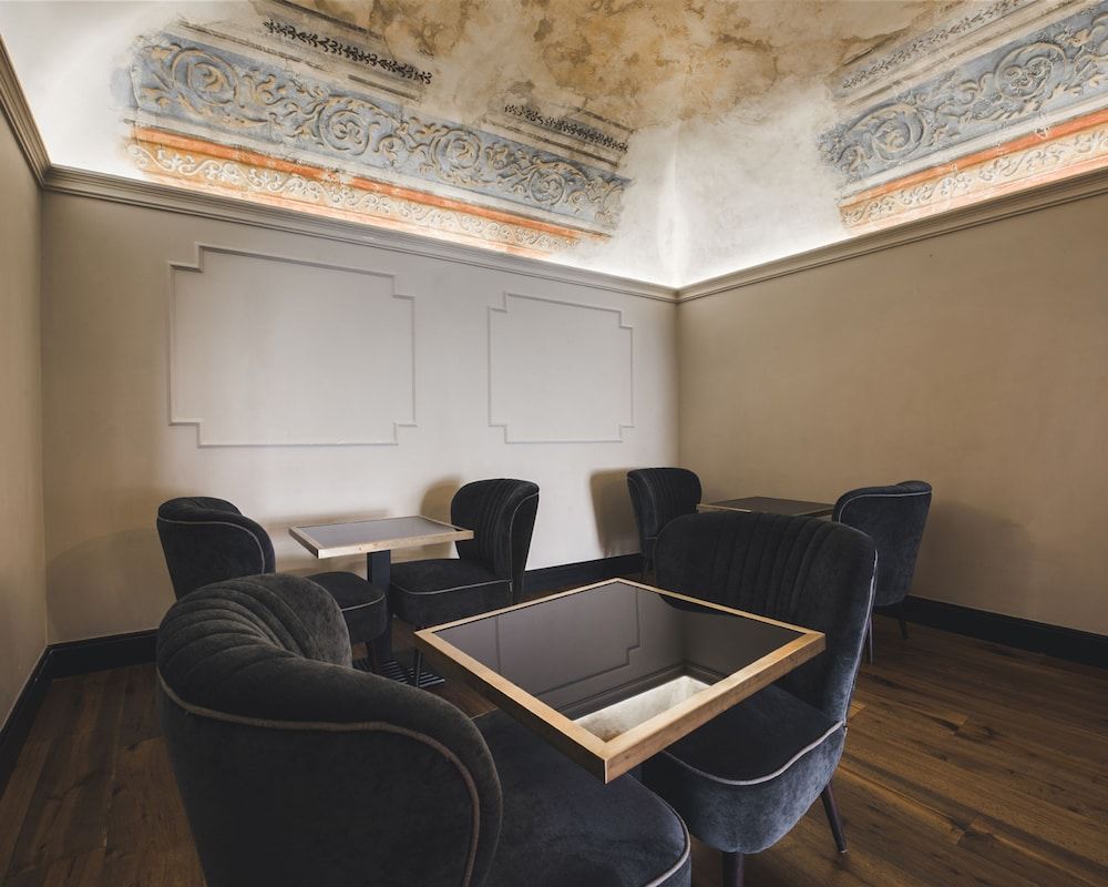 undefined Relais 88 6