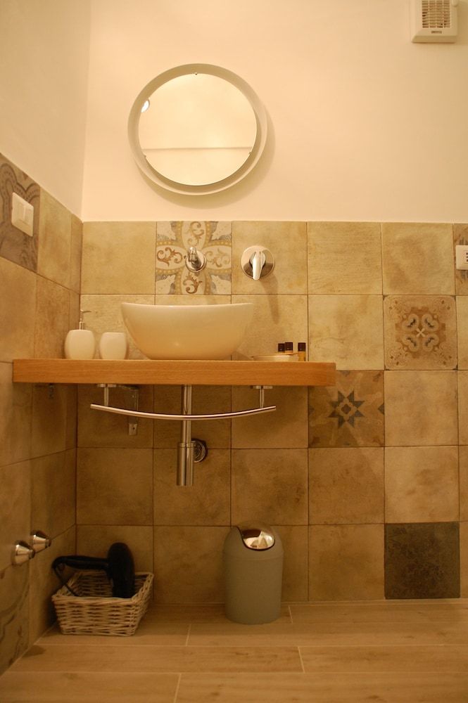 Palazzo Bianchi Domus Holidays Double Room, Garden Area 5