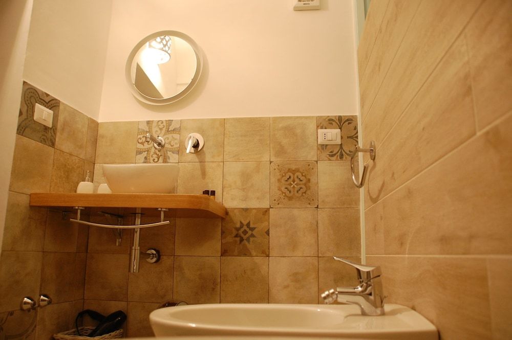 Palazzo Bianchi Domus Holidays Double Room, Garden Area 7