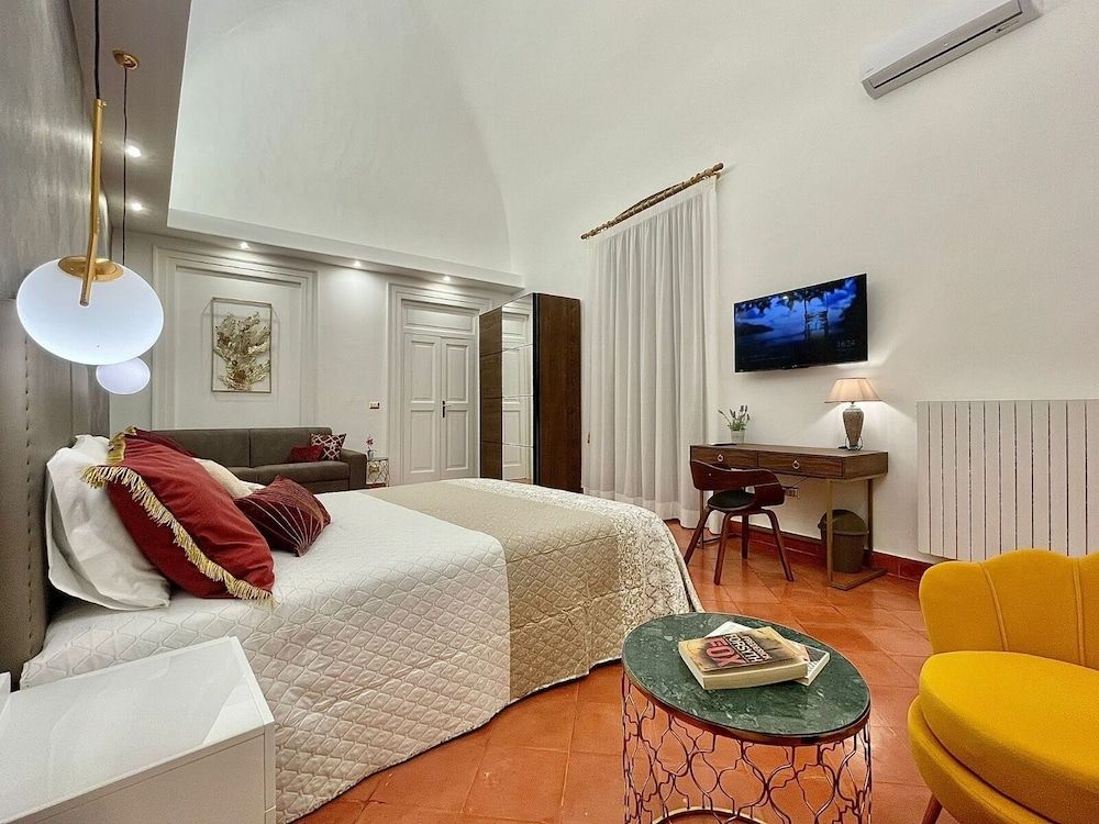 Palazzo Bianchi Domus Holidays Superior Apartment, 1 King Bed with Sofa bed 18