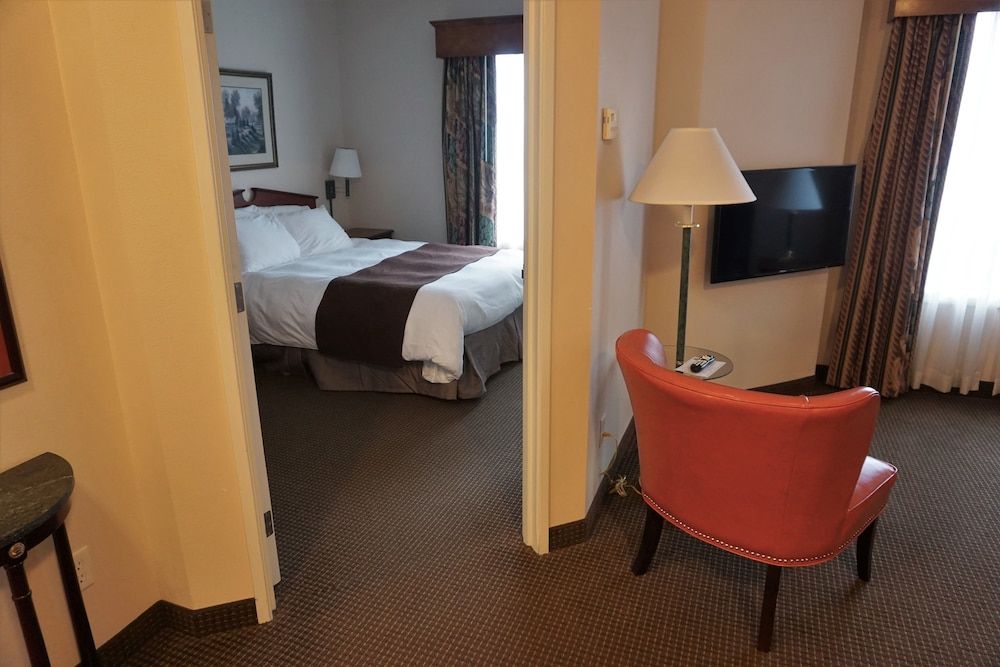 River Hills Hotel Suite, 1 Bedroom, Non Smoking 3