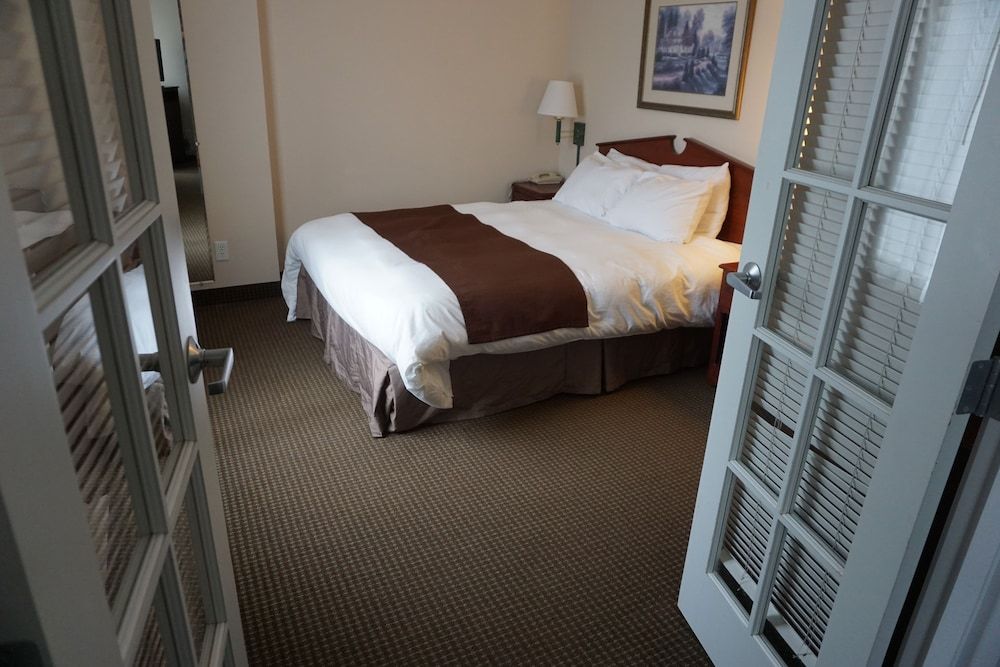 River Hills Hotel Suite, 2 Bedrooms, Non Smoking 2