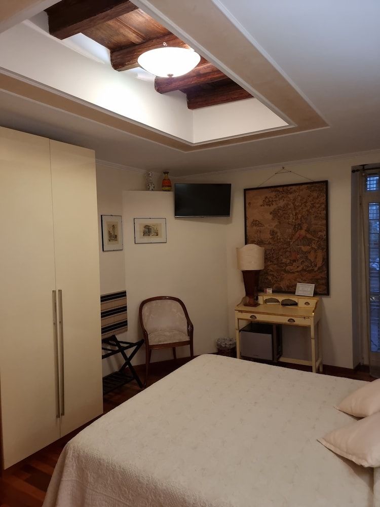 undefined Diapason Colosseum Suite 8