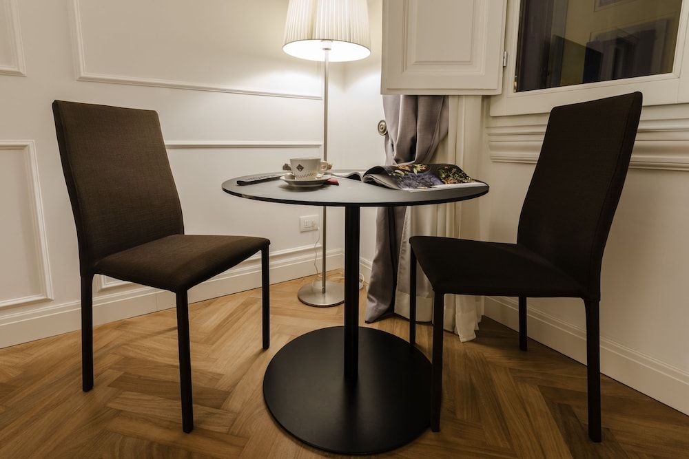 Daphne Guest Hause Deluxe Suite 8