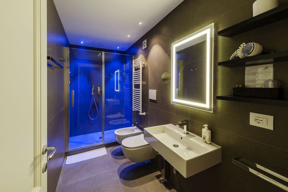 Daphne Guest Hause Junior Suite 4