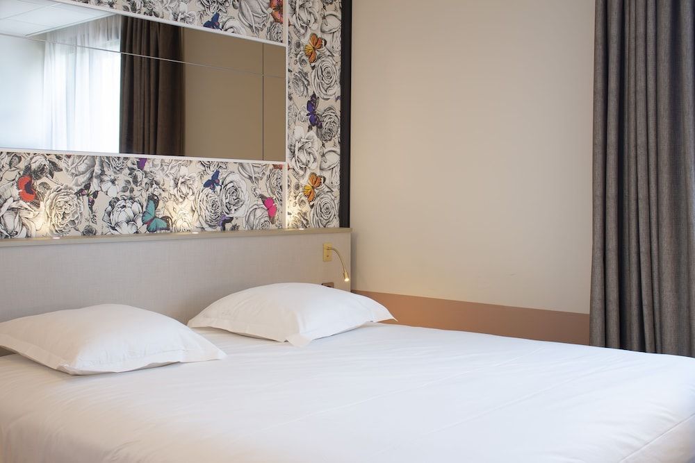 Brit Hotel Nantes La Beaujoire Parc Expo Communicating Family Room