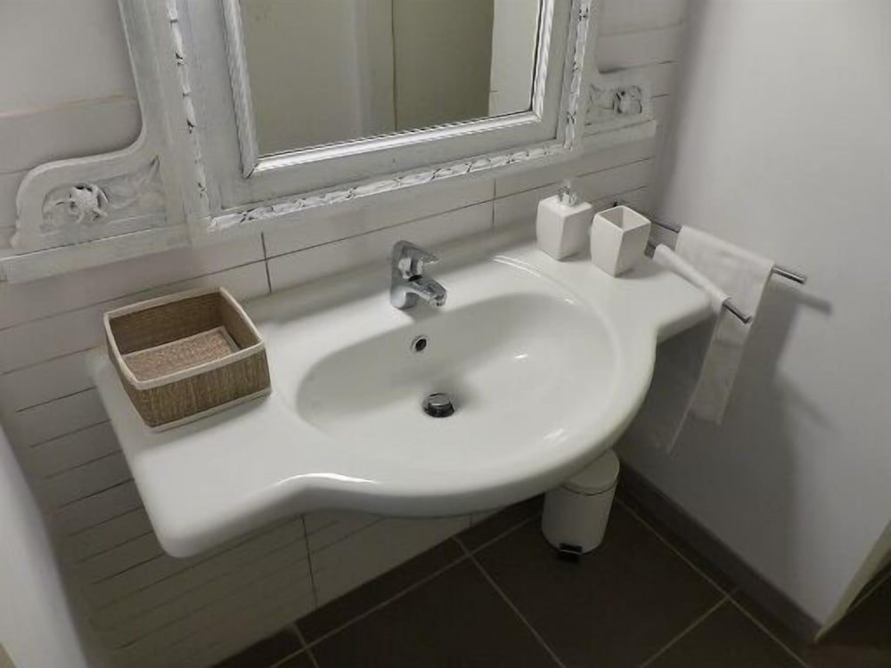 7 Rooms Double Room 23