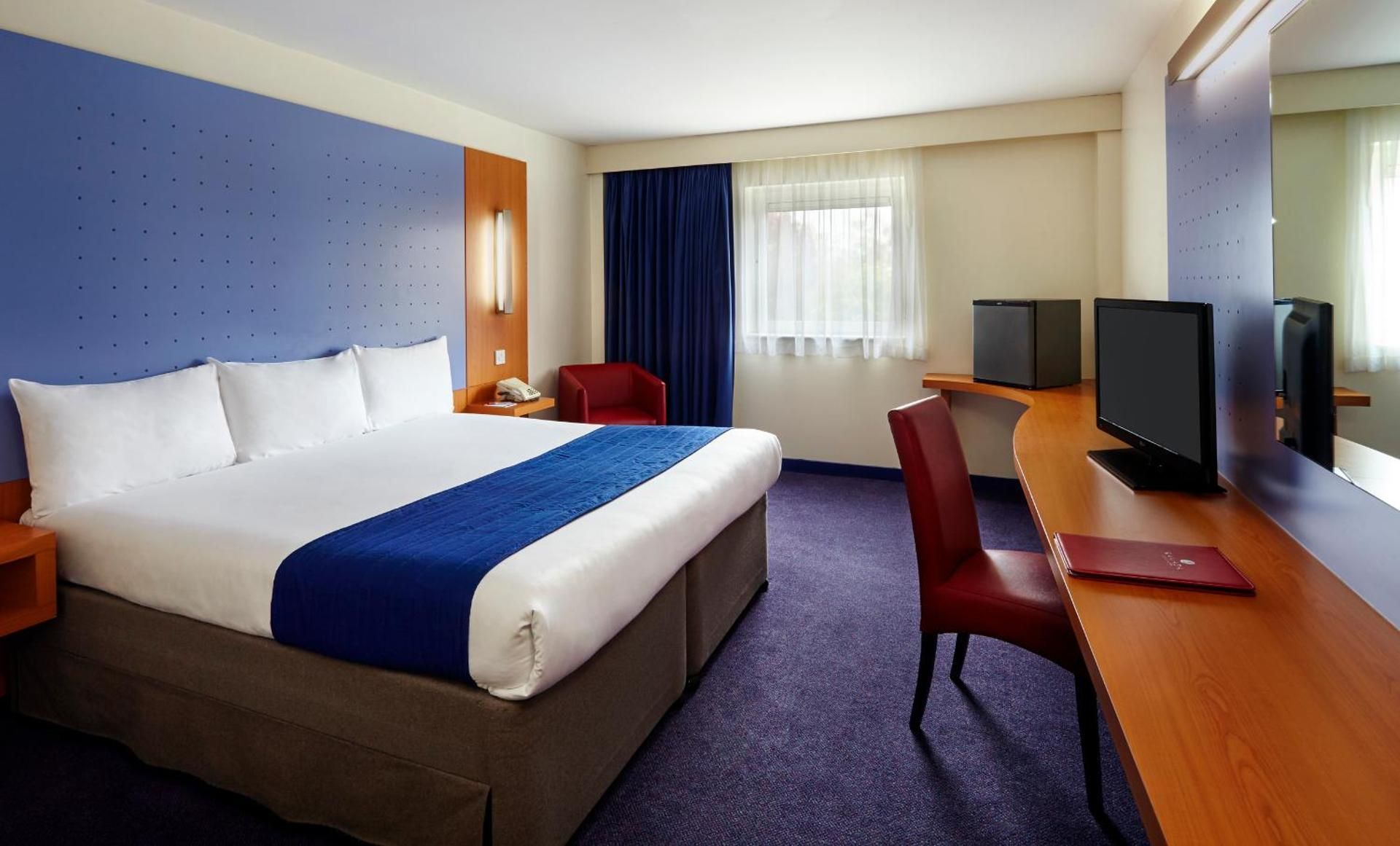 undefined Ramada by Wyndham London North M1 9