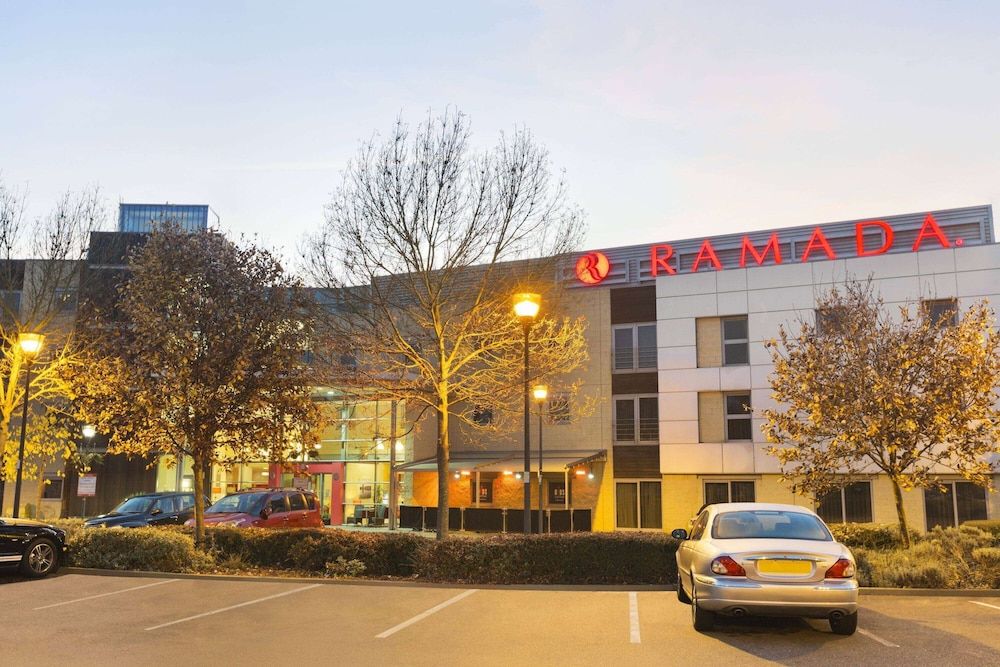 undefined Ramada by Wyndham London North M1