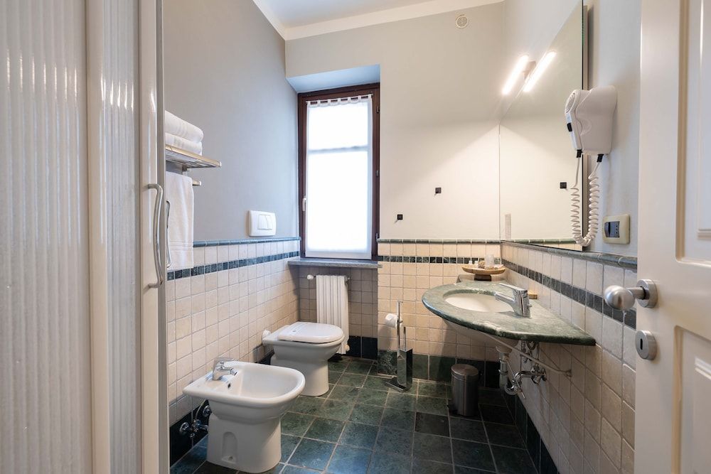 La Fertè Hotel Comfort Room, 1 Double Bed, Hill View 11