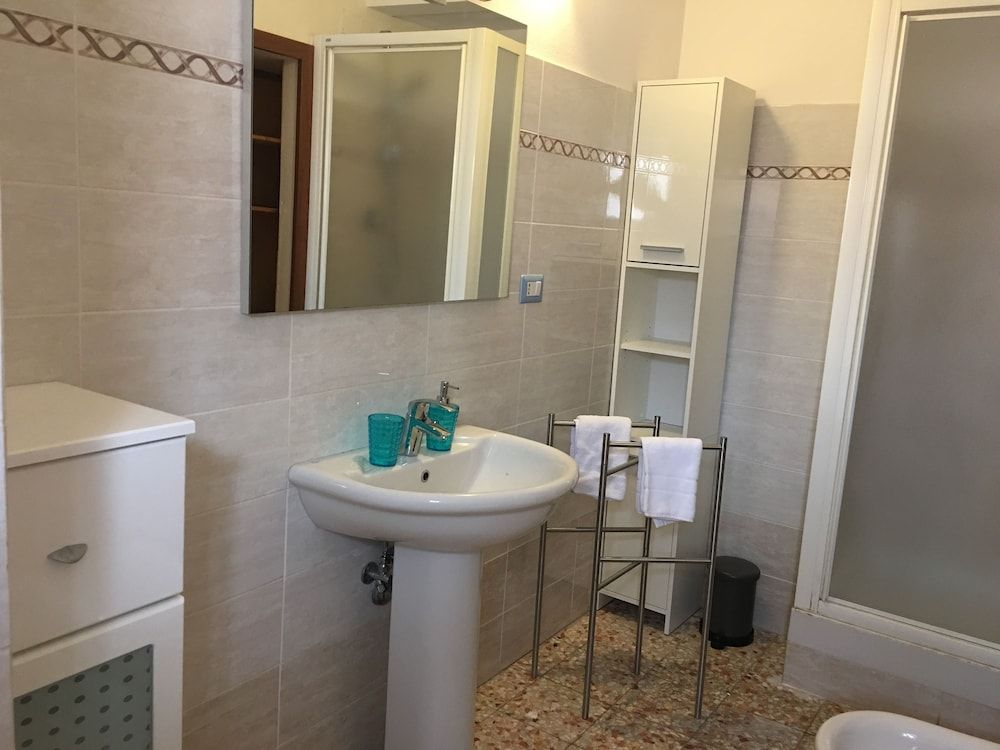 AwesHome - Lungarno Bellavista Penthouse Luxury Penthouse, 3 Bedrooms 24