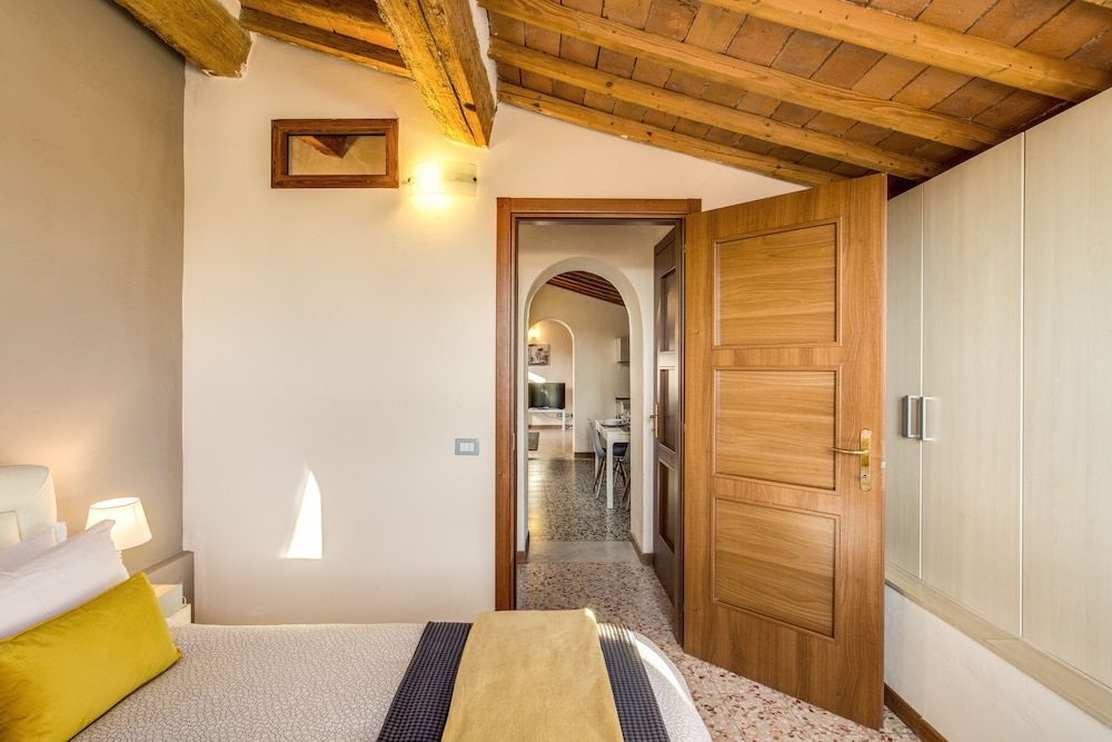 AwesHome - Lungarno Bellavista Penthouse Luxury Penthouse, 3 Bedrooms 37