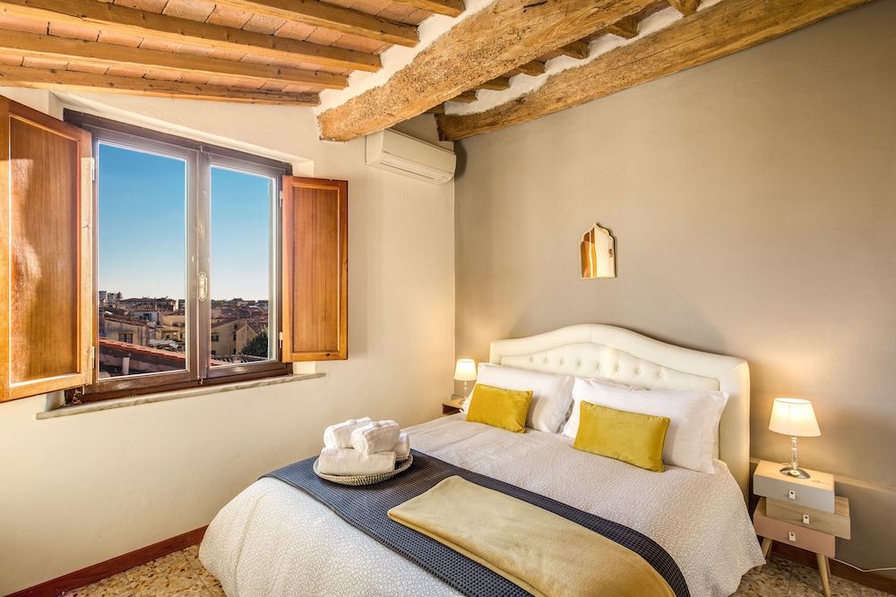 AwesHome - Lungarno Bellavista Penthouse Luxury Penthouse, 3 Bedrooms 20