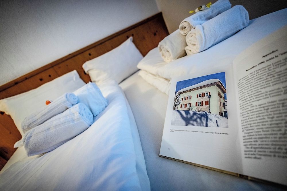 Hotel Grizzly Double Room 3