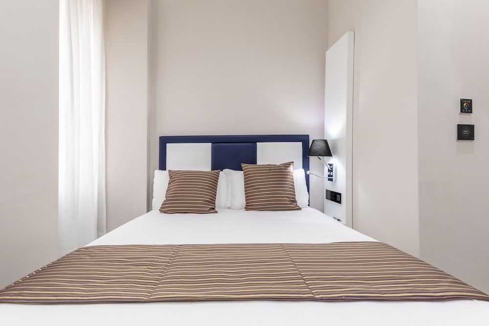 THE ONE Boutique Hotel & SPA Rome Smart Double Room 3