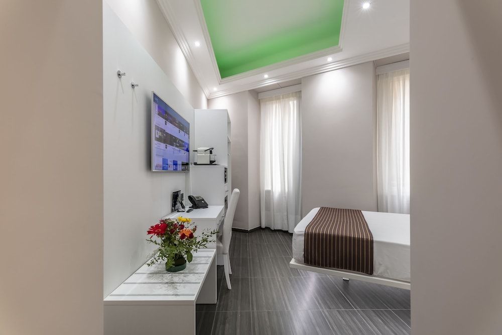 THE ONE Boutique Hotel & SPA Rome Smart Double Room 11