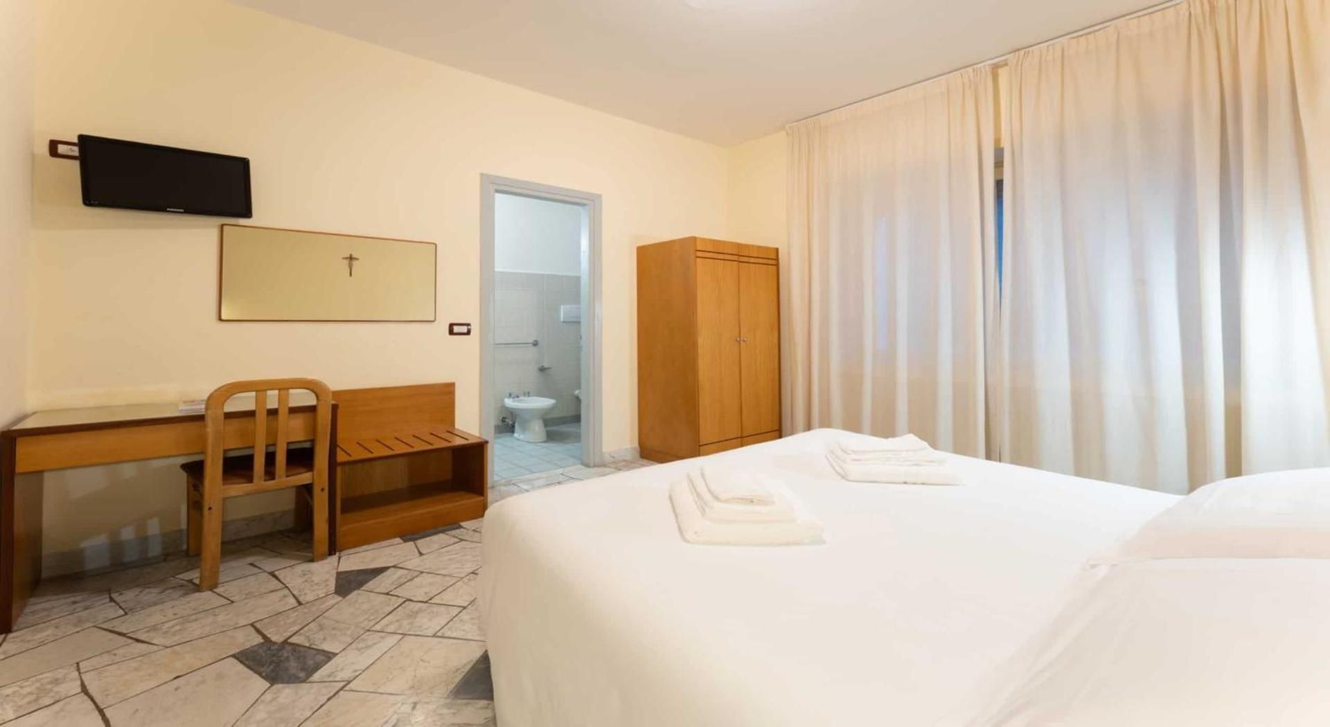 Economy Double or Twin Room