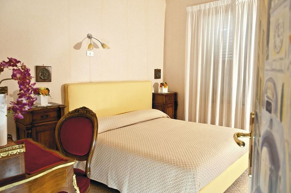 Leonardo's B&B Comfort Room, Garden View 4