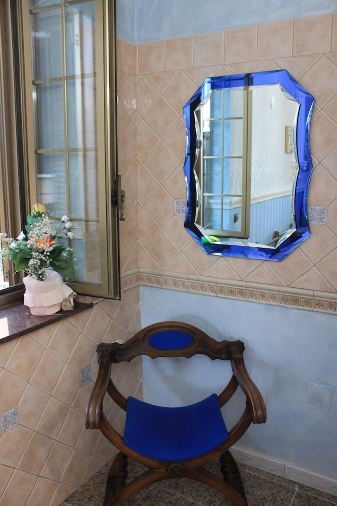 undefined B&B San Peter's Golden Rooms 10