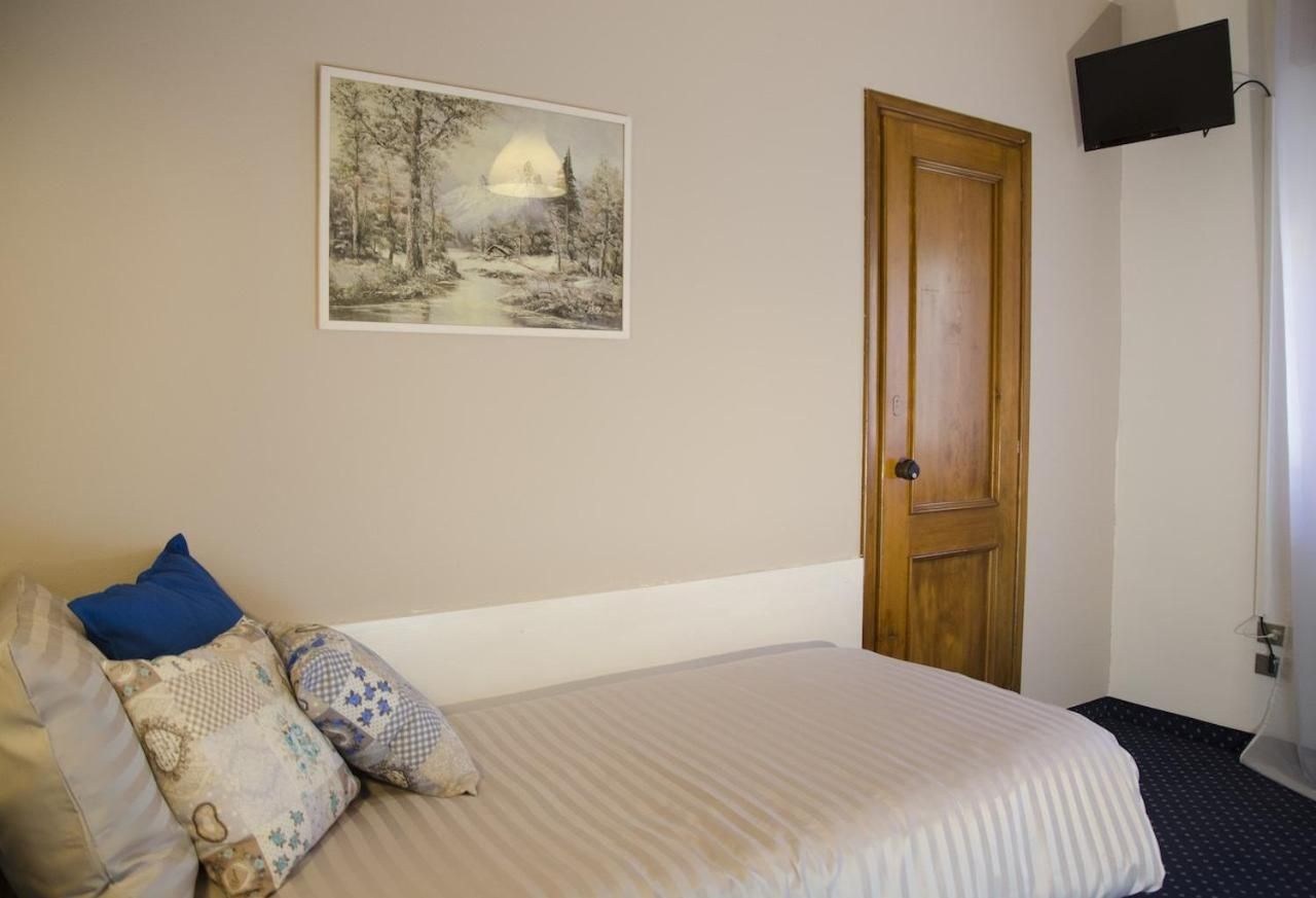 Single Room with Bathroom