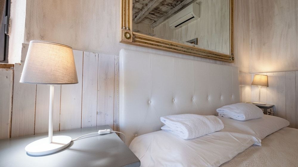 Basic Double Room (Torre Pettini)