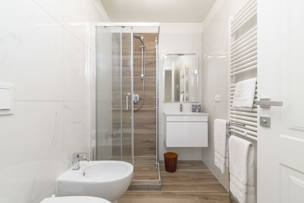 Hotel Grifoni Deluxe Room, 1 King Bed, City View (2) 11