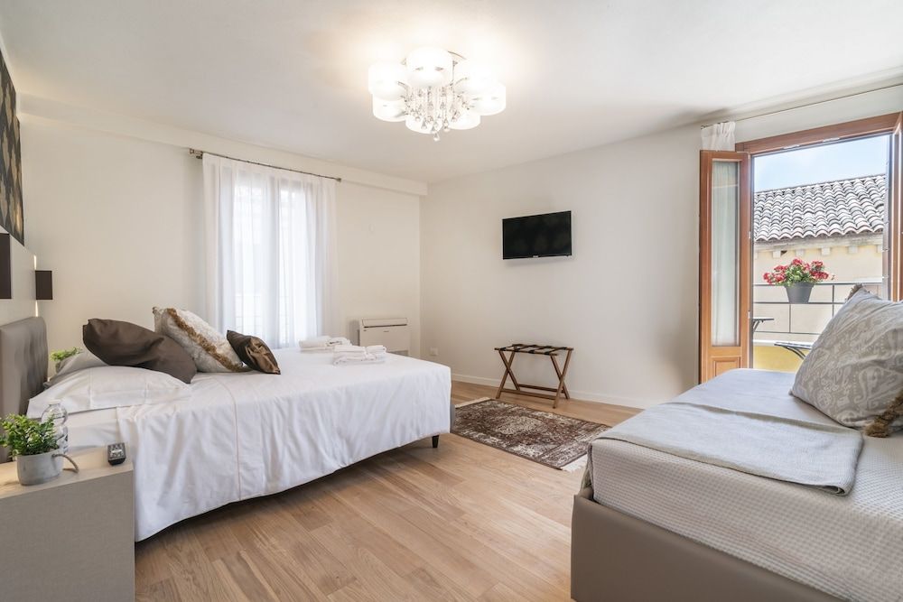 undefined Hotel Grifoni 10