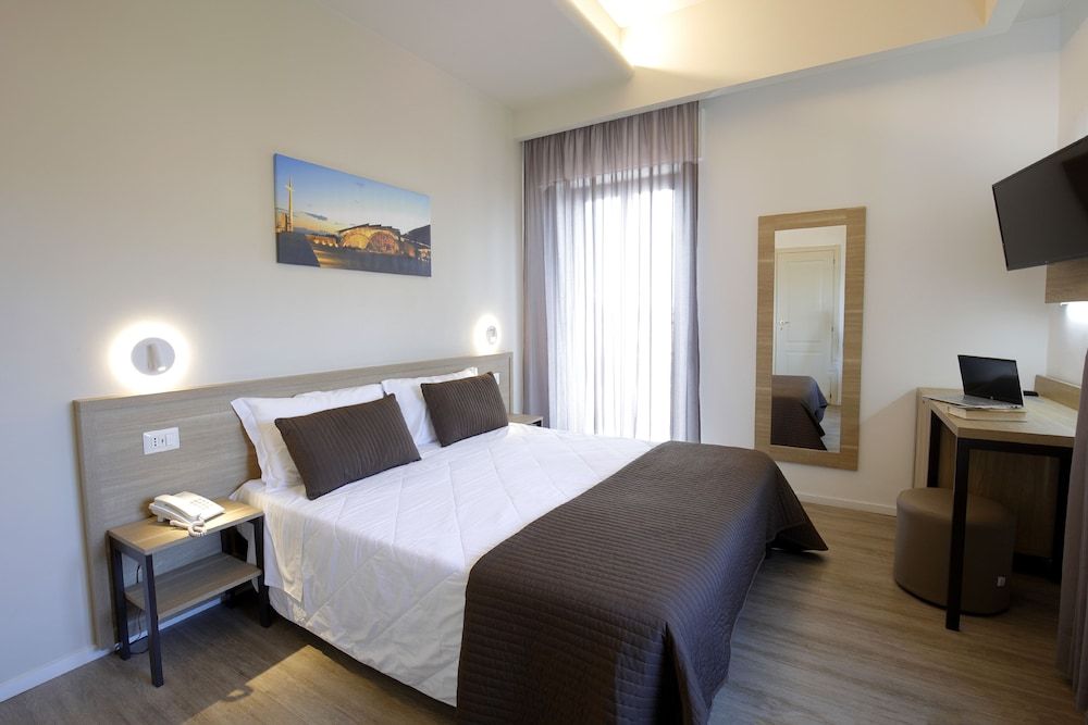 Hotel Sollievo Double or Twin Room 5