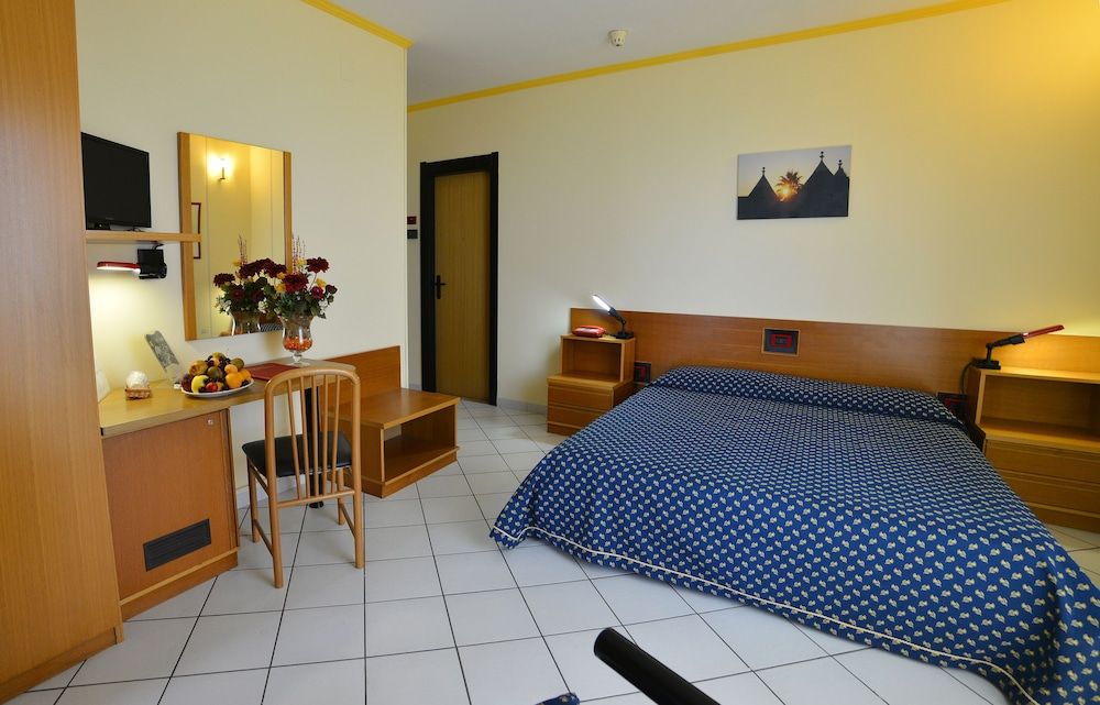 Hotel Lo Smeraldo Double Room 2