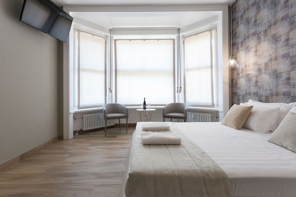 undefined ApartHotel Durini 7