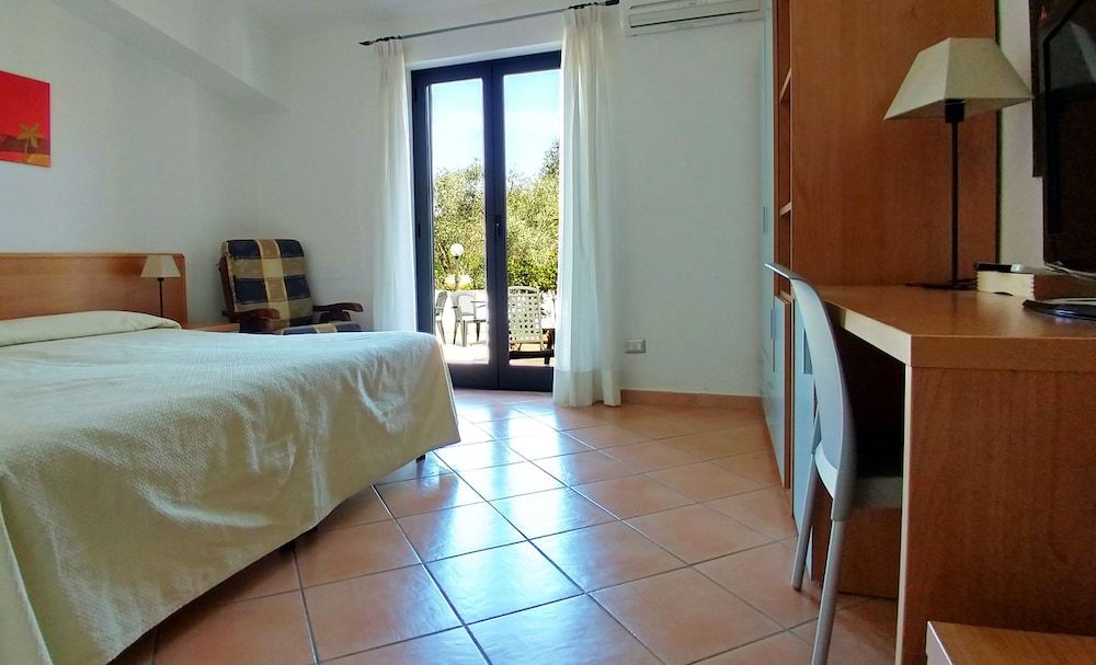 Verdeblu House Double Room, Garden View 6