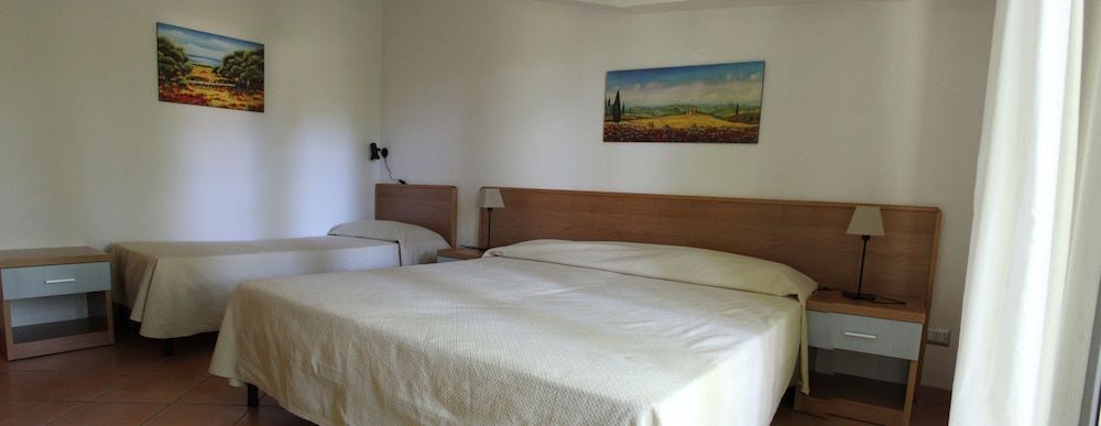 Verdeblu House Triple Room, Garden View 3