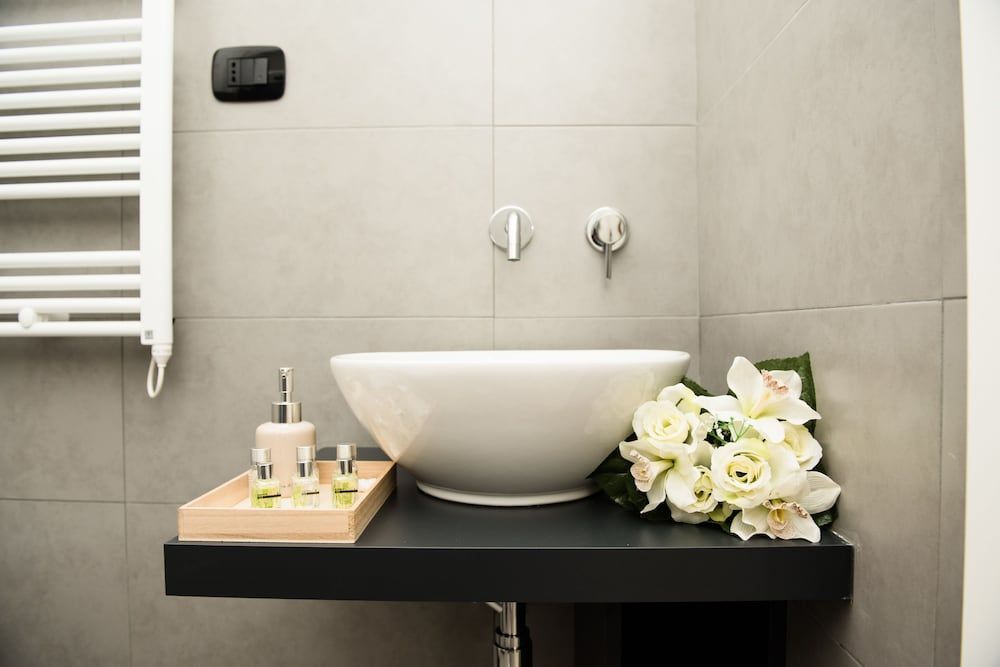 Milazzo INN AiMori Standard Double or Twin Room 9