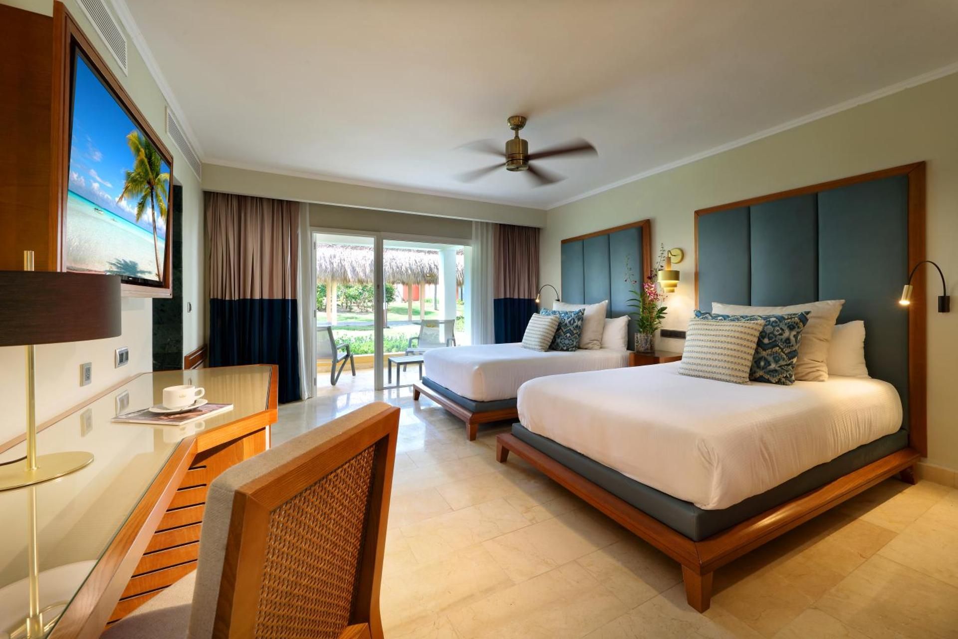 Junior Suite - Pool Side ( 3 Adults +1 Child)