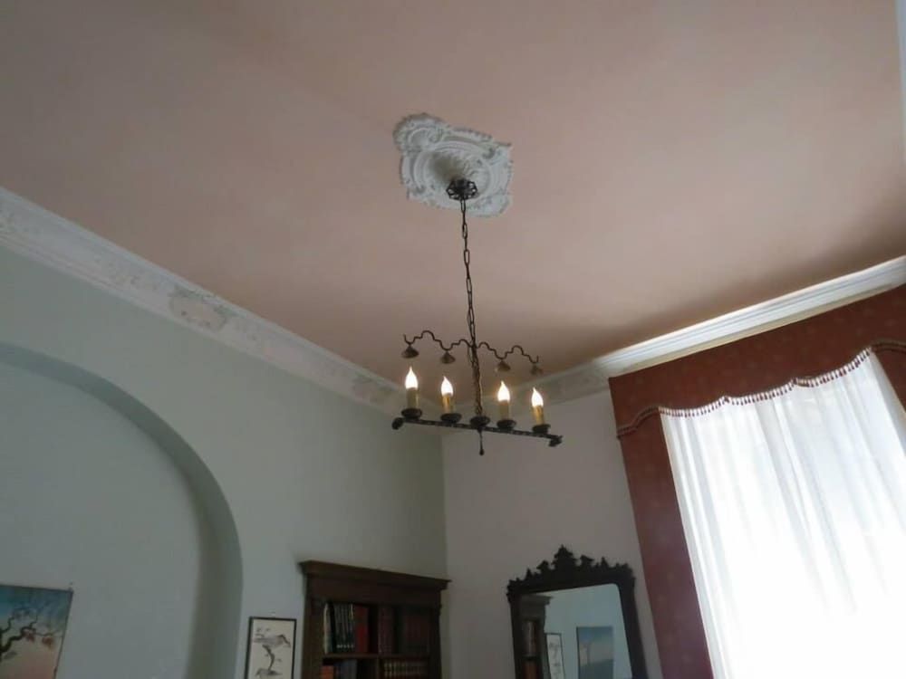 B&B Rome Charming House Double Room with Balcony and Private External Bathroom 10