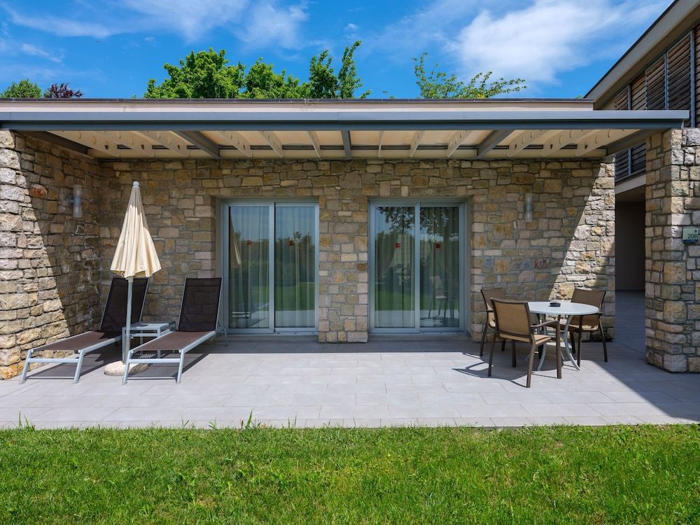 undefined Parc Hotel Germano Suites 9