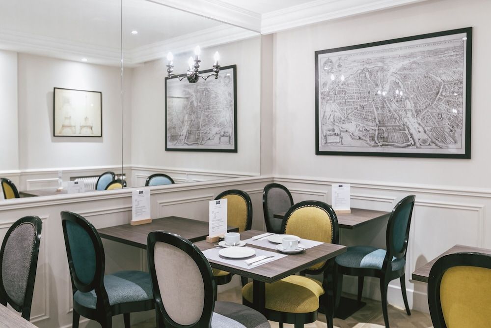 undefined Hotel Saint Christophe 10