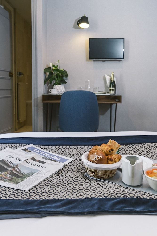 Hotel Saint Christophe Standard Double Room 11