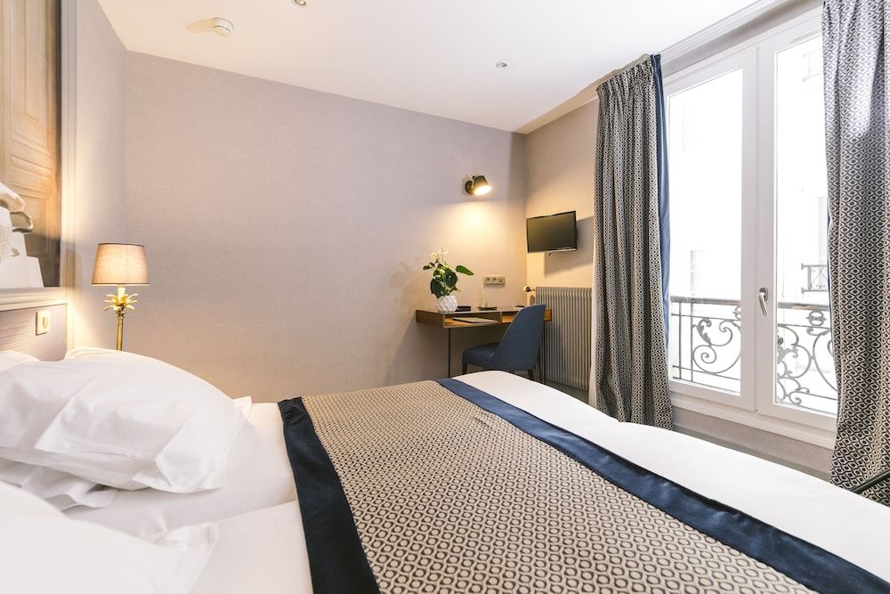 Hotel Saint Christophe Standard Twin Room 8