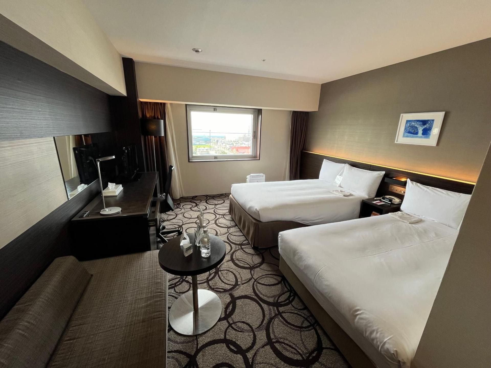 2 Single Beds Premium Ocean View