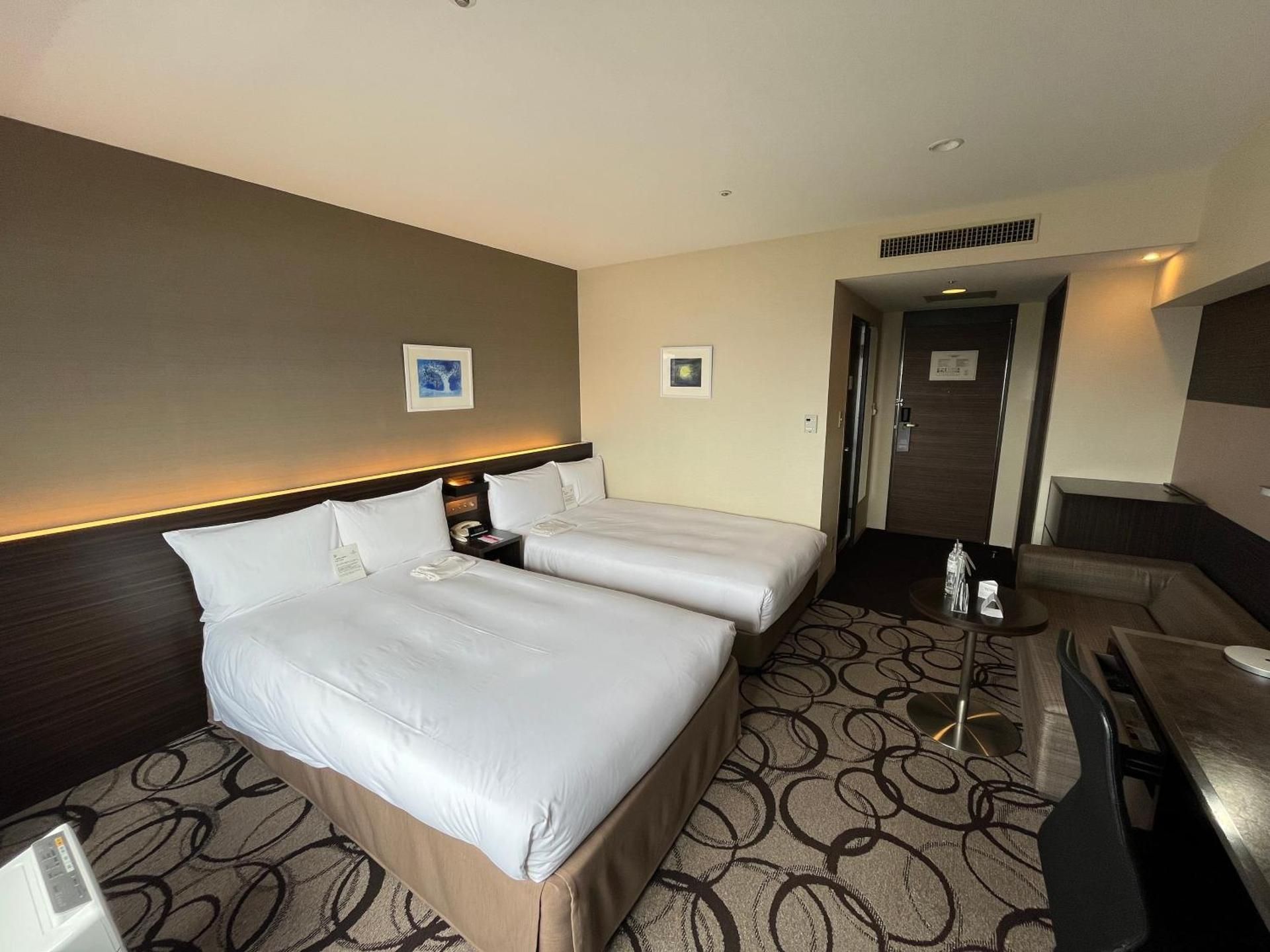 2 Single Beds Standard City View