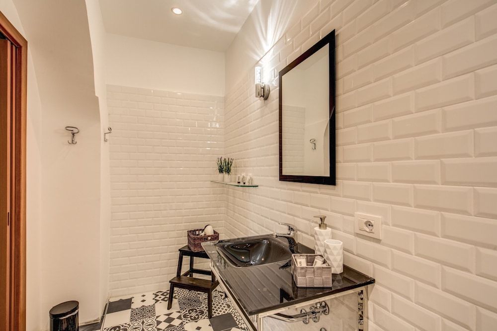 Pantheon Miracle Suite Deluxe Apartment, 3 Bedrooms, City View 15