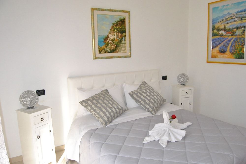 Villa Aurora B&B Double or Twin Room 11