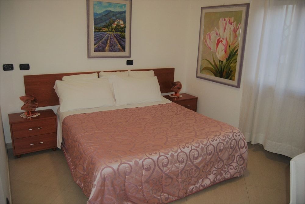 Villa Aurora B&B Double or Twin Room 9