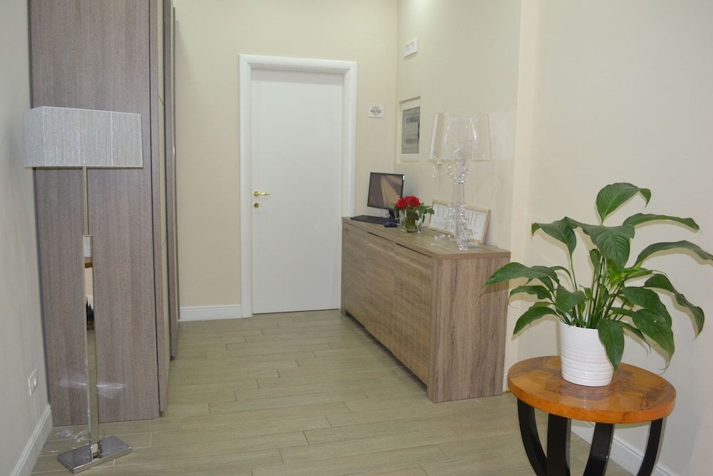 Check-in Check-out Kiosk